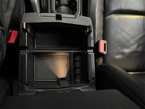 Used 2021 Jeep Wrangler Unlimited Sahara image 26