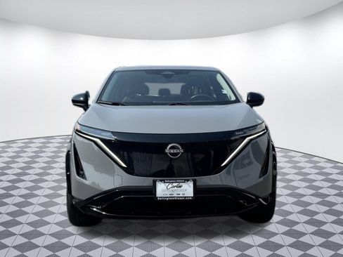 Used 2024 Nissan Ariya AWD image 2