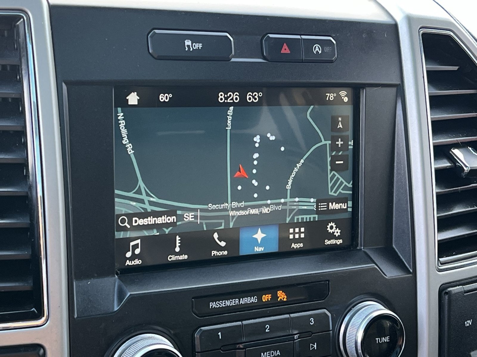 Used 2018 Ford F150 Lariat w/ Equipment Group 502A Luxury AWD/4WD image 18