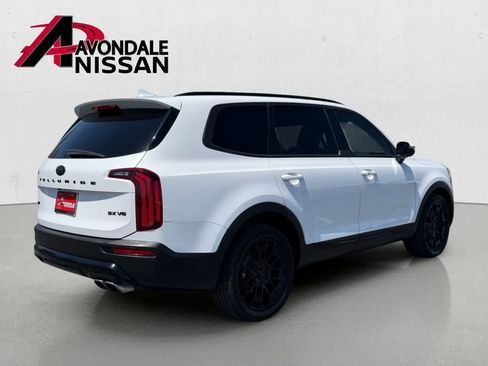 Used 2021 Kia Telluride SX w/ Nightfall Edition Package AWD/4WD image 6