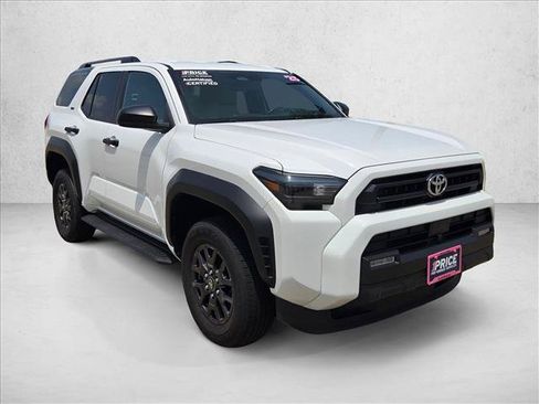 Used 2025 Toyota 4Runner SR5 AWD/4WD image 3
