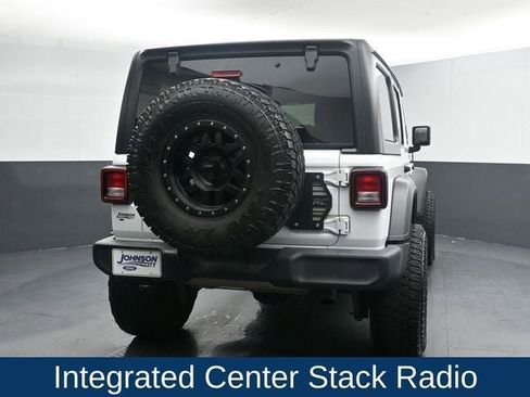 Used 2019 Jeep Wrangler Unlimited Sport S image 11