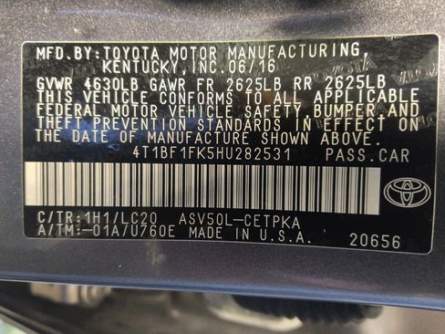 Used 2017 Toyota Camry XSE image 33