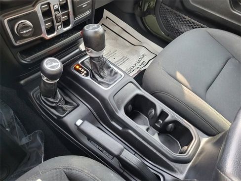 Used 2020 Jeep Wrangler Unlimited Sport S image 25