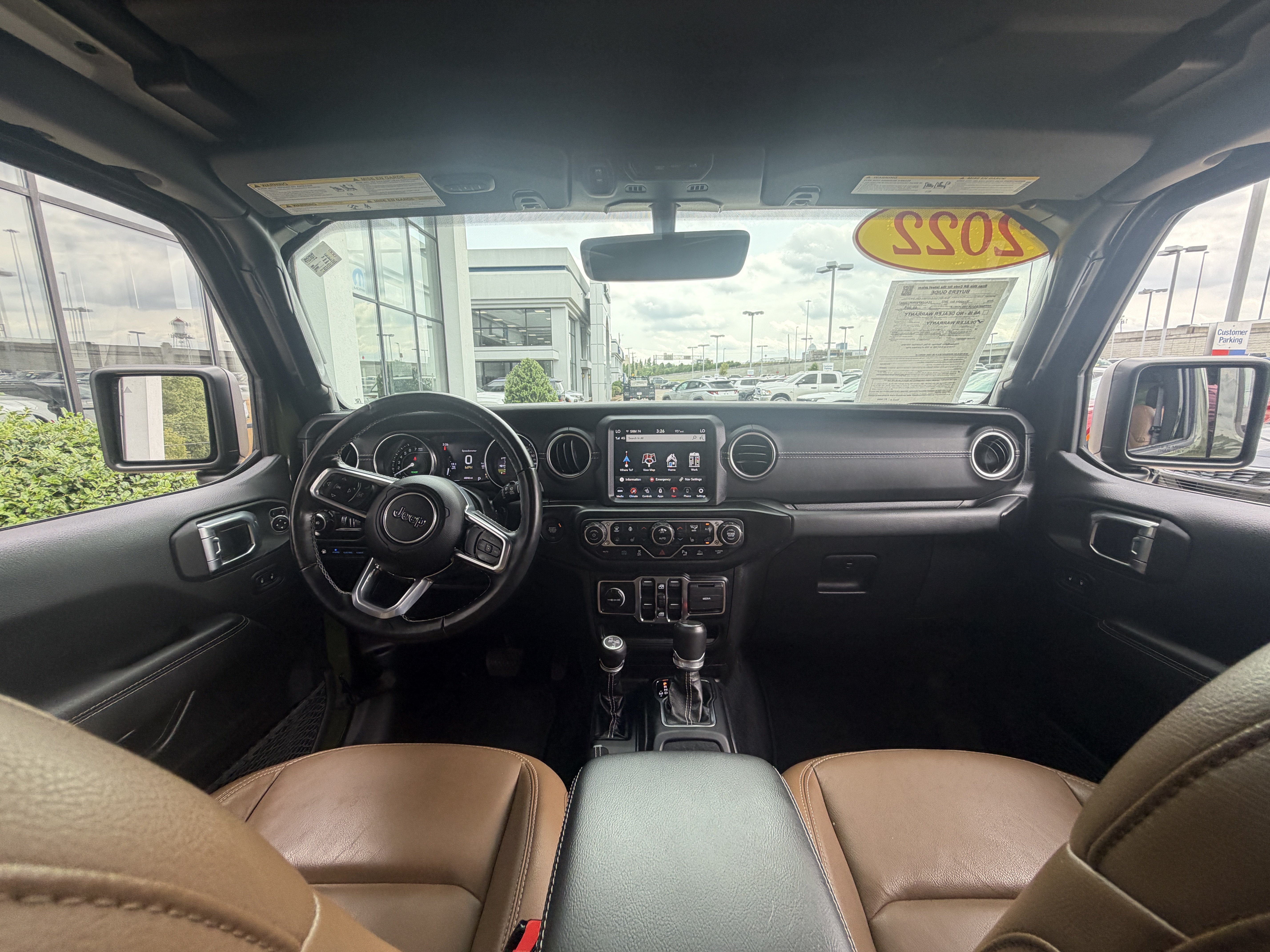 Used 2022 Jeep Wrangler Unlimited Sahara w/ Cold Weather Group AWD/4WD image 31
