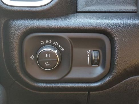 Certified 2022 RAM 1500 Big Horn image 39