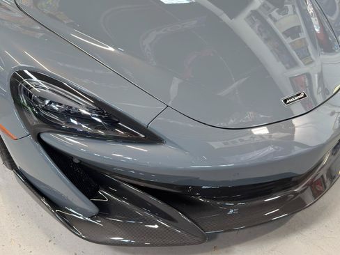 Used 2020 McLaren 600LT Spider RWD image 14