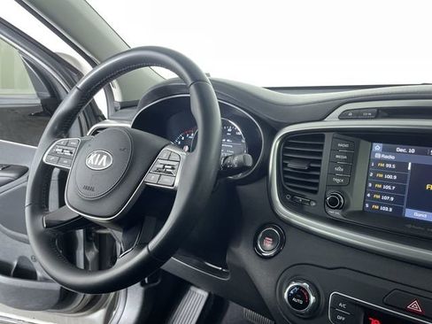 Used 2019 Kia Sorento EX image 29