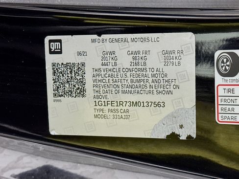 Used 2021 Chevrolet Camaro SS RWD image 34