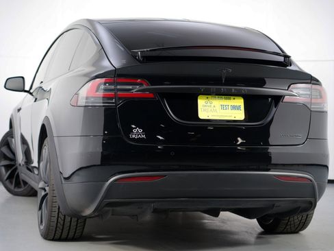 Used 2019 Tesla Model X Long Range image 6