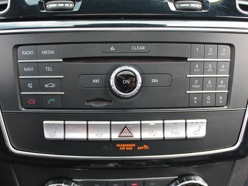 Used 2017 Mercedes-Benz GLS 450 4MATIC image 40