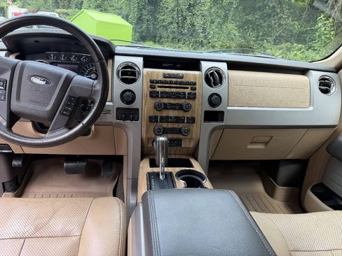 Used 2011 Ford F150 Lariat w/ Lariat Chrome Pkg AWD/4WD image 17