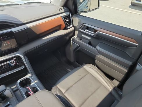 Used 2025 GMC Sierra 1500 Denali AWD/4WD image 15