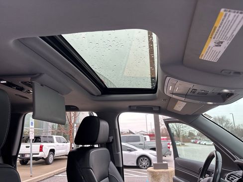 Used 2020 Chevrolet Tahoe LT image 24