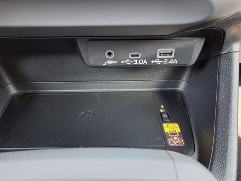 Used 2025 Subaru Crosstrek 2.5i Sport AWD/4WD image 6