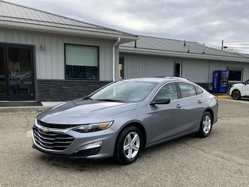 Used 2023 Chevrolet Malibu LS FWD image 1
