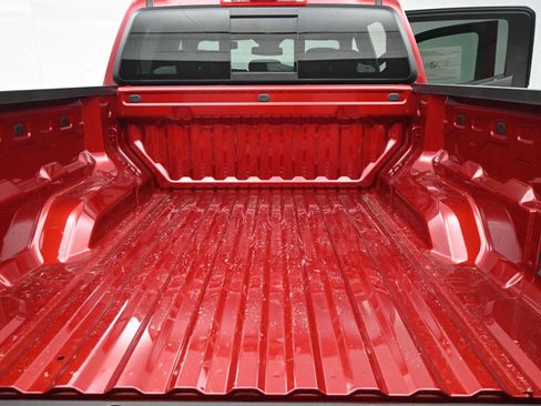 New 2026 GMC Canyon Elevation w/ Convenience Package image 15