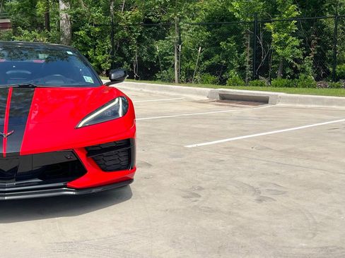 Used 2023 Chevrolet Corvette Stingray Premium Conv w/ Z51 Performance Package RWD image 3