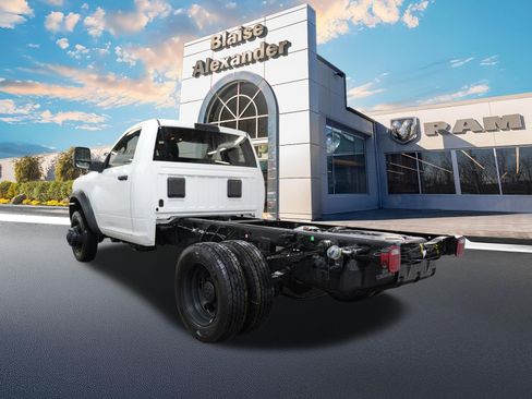 New 2026 RAM 5500 Tradesman AWD/4WD image 7