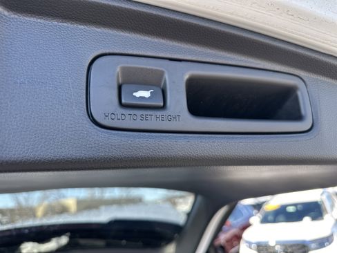 Used 2023 Honda CR-V Sport Touring image 11