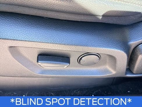 Used 2019 Ford Ranger Lariat w/ Equipment Group 501A Mid image 11