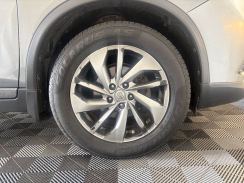 Used 2015 Nissan Rogue SL FWD image 25