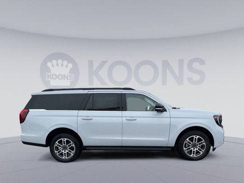New 2026 Ford Expedition Max Active AWD/4WD image 8