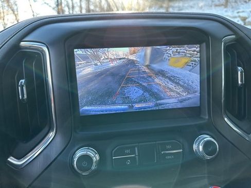 Used 2021 GMC Sierra 1500 AT4 image 18