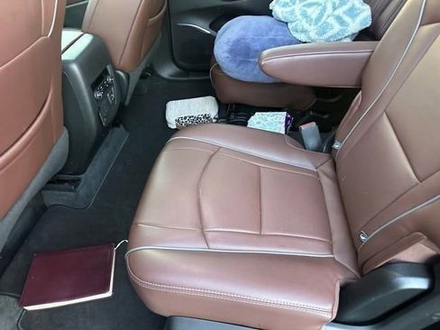 Used 2021 Buick Enclave Avenir w/ Avenir Technology Package image 36