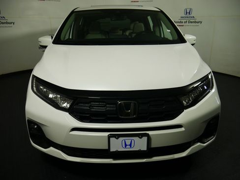 New 2026 Honda Odyssey EX-L image 2