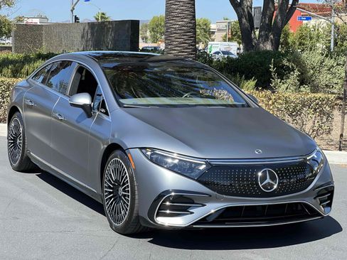 Used 2023 Mercedes-Benz EQS 450+ Sedan image 18