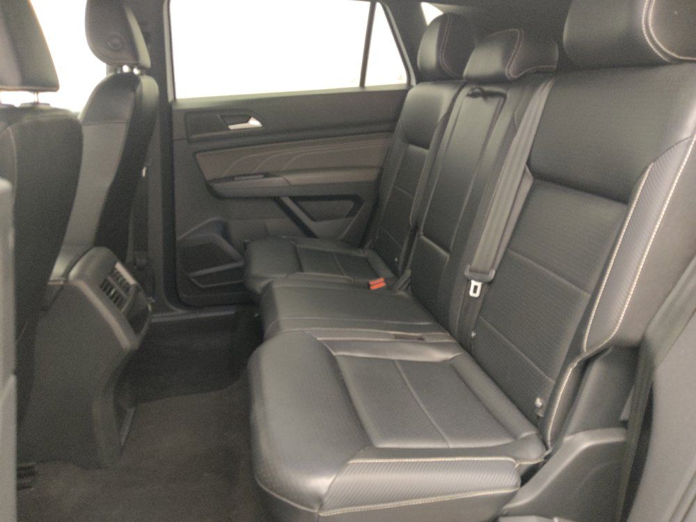 Used 2022 Volkswagen Atlas Cross Sport SE FWD image 18