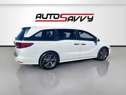 Used 2024 Honda Odyssey Touring image 7