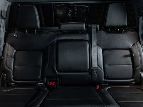 Used 2021 Chevrolet Silverado 1500 LT Trail Boss w/ Convenience Package II image 23