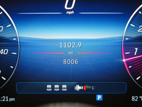Used 2026 Mercedes-Benz GLC 300 4MATIC image 19