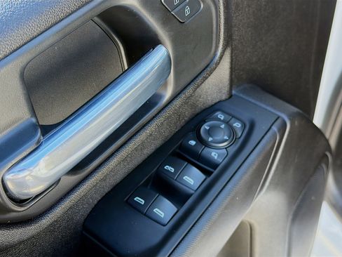 Used 2024 Chevrolet Silverado 2500 Custom w/ Custom Value Package image 24