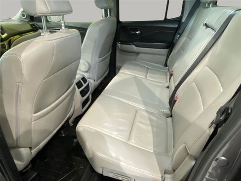 Used 2017 Honda Ridgeline RTL-E image 12