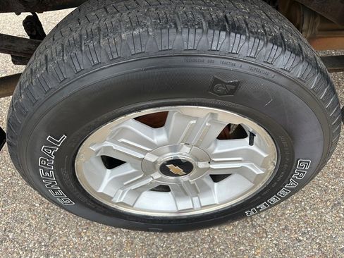 Used 2007 Chevrolet Silverado 1500 LT w/ Towing Package image 18