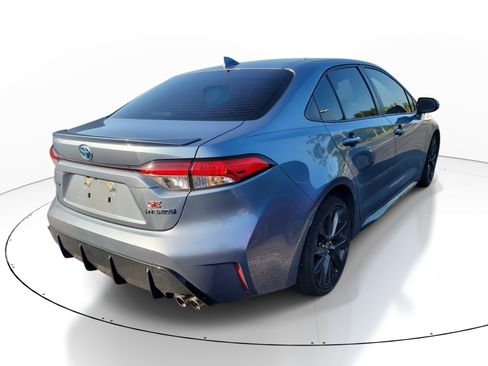 Used 2024 Toyota Corolla SE FWD image 7