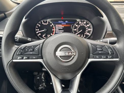Used 2023 Nissan Altima 2.5 SV image 19