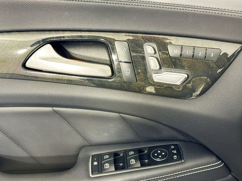 Used 2017 Mercedes-Benz CLS 550 4MATIC image 23