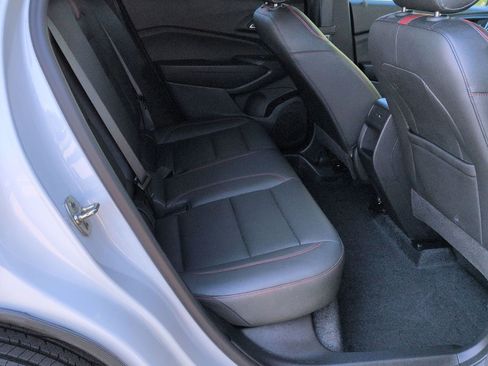 Used 2024 Chevrolet Trax RS w/ Sunroof Package image 24