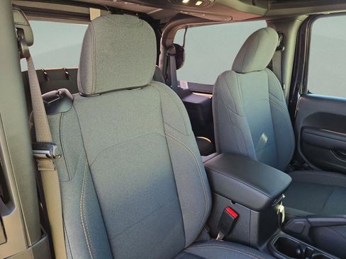 New 2026 Jeep Wrangler Sport AWD/4WD image 31