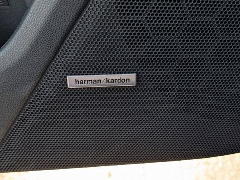 Used 2025 Subaru Crosstrek 2.5i Limited w/ Crosstrek Mirror Package image 11