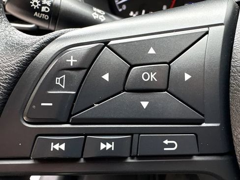 Used 2024 Nissan Altima 2.5 S FWD image 24