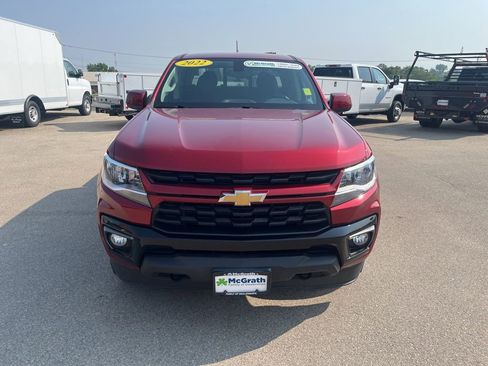 Used 2022 Chevrolet Colorado LT w/ LT Convenience Package image 9