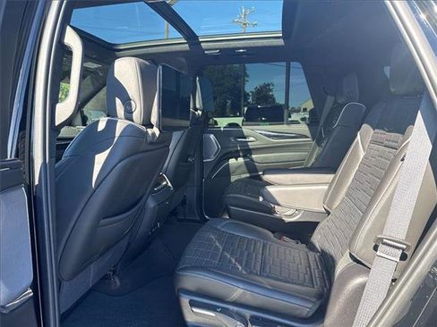 Used 2024 Cadillac Escalade V w/ LPO, ONYX Package image 16