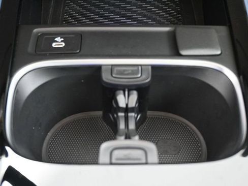 New 2026 Mercedes-Benz GLA 250 image 6
