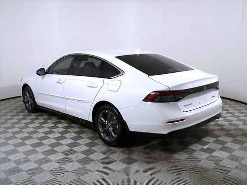 Used 2023 Honda Accord EX-L image 9