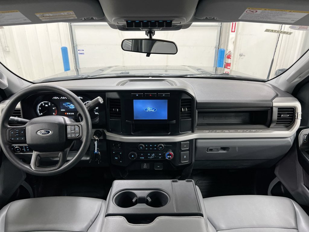 Used 2024 Ford F350 XL AWD/4WD image 5